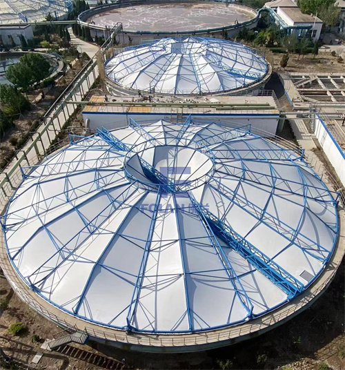 又一污水池反吊膜加盖工程圆满完成，环境美化焕然一新！
